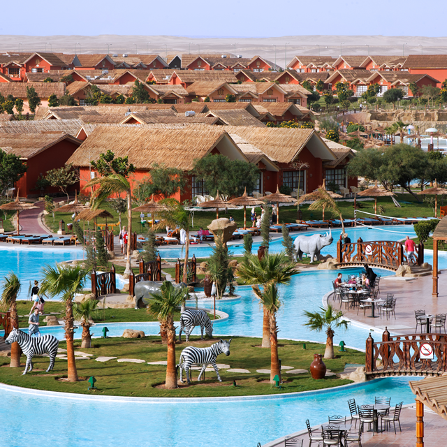 Lees alles over een vakantie naar Pickalbatros Jungle Aqua Park by Neverland in Hurghada voor 2027.
