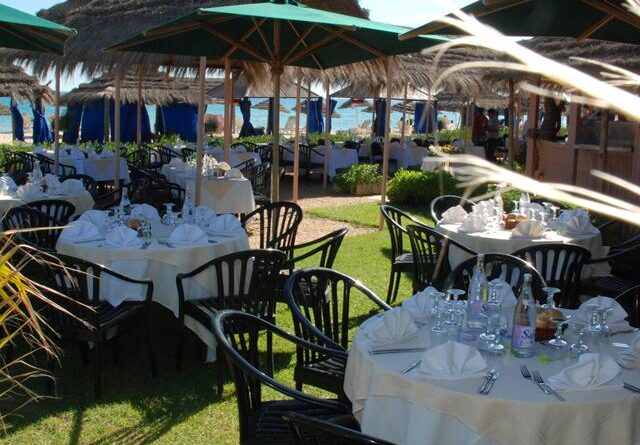 Lees alles over een vakantie naar Hotel Alhambra Thalasso in Hammamet voor 2027.