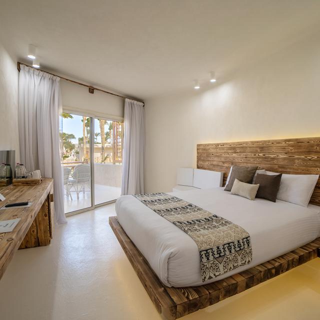 Lees alles over een vakantie naar Hotel Meraki Resort - adults only in Hurghada voor 2027.