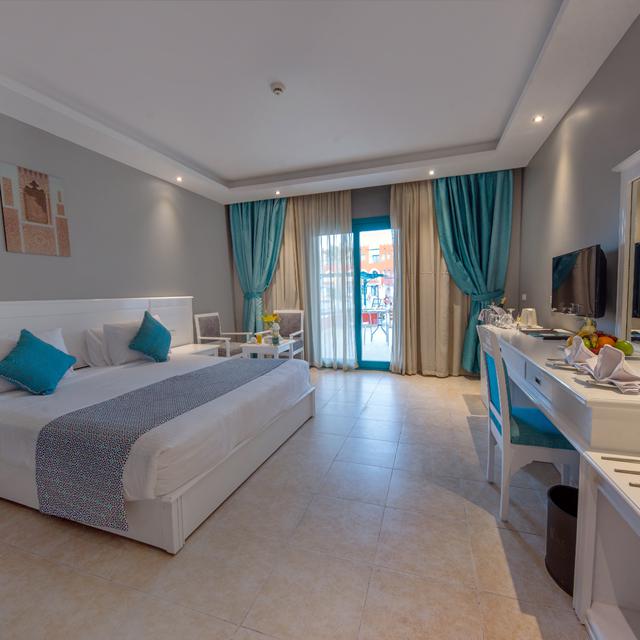 Lees alles over een vakantie naar Hotel SUNRISE Select Garden Beach in Hurghada voor 2027.