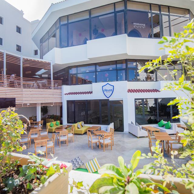 Lees alles over een vakantie naar Hotel SUNRISE Select Holidays Resort - adults only in Hurghada voor 2027.