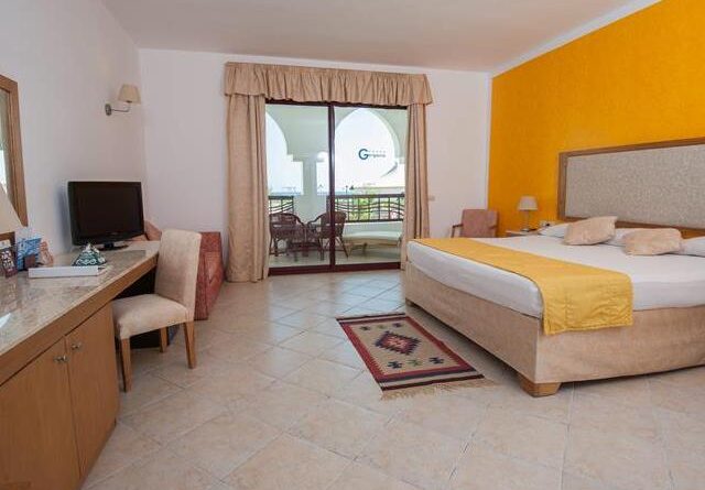 Lees alles over een vakantie naar Hotel Gorgonia Beach Resort in Stad Marsa Alam voor 2027.