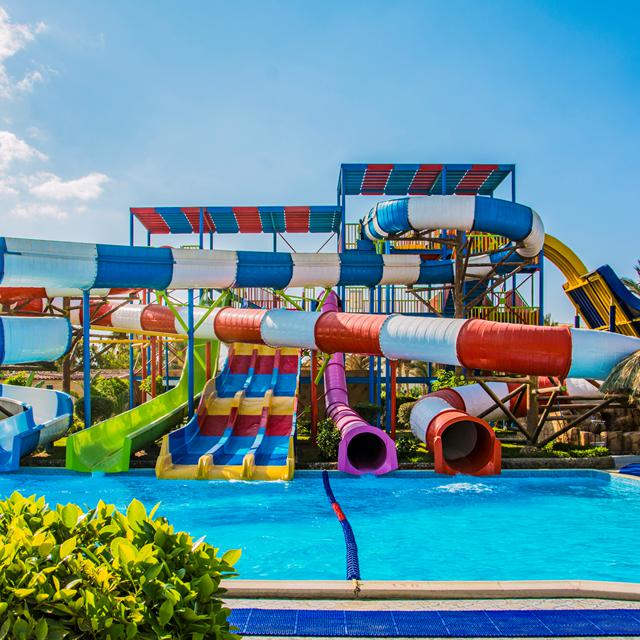 Lees alles over een vakantie naar Hotel SUNRISE Aqua Joy Resort in Hurghada voor 2027.