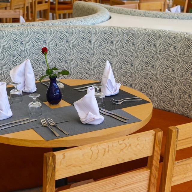 Lees alles over een vakantie naar Hotel Marhaba Club in Sousse voor 2027.