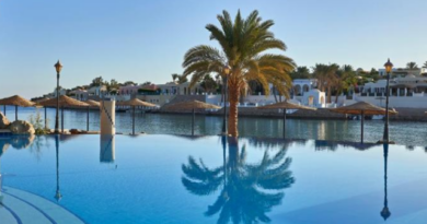 Lees alles over een vakantie naar Hotel Sultan Bey in El Gouna voor 2027.