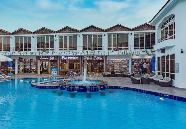Lees alles over een vakantie naar Minamark Beach Resort & Spa in Hurghada voor 2027.