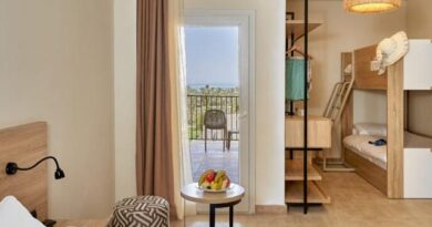 Lees alles over een vakantie naar Three Corners Sunny Beach Resort in Hurghada voor 2027.