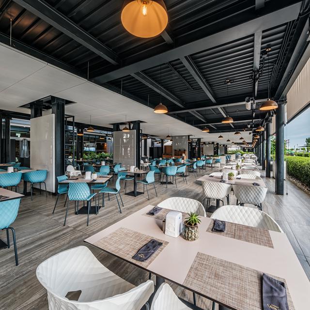 Lees alles over een vakantie naar Voya Beach Resort in Sveti Vlas voor 2027.