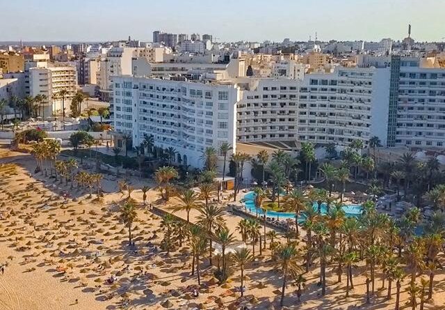 Lees alles over een vakantie naar Hotel Riadh Palms in Sousse voor 2027.