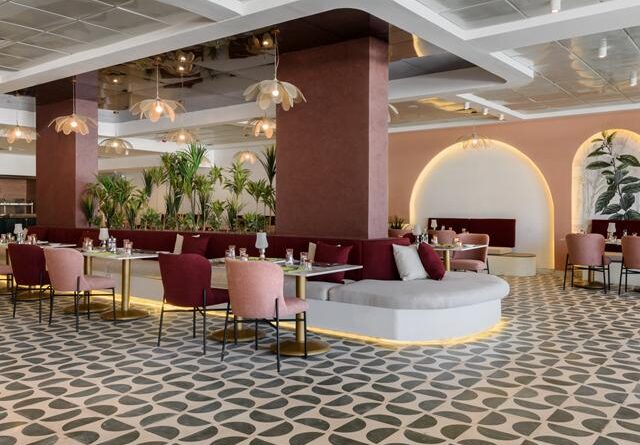 Lees alles over een vakantie naar Hotel FLOW Spectrum in Sahl Hasheesh voor 2027.
