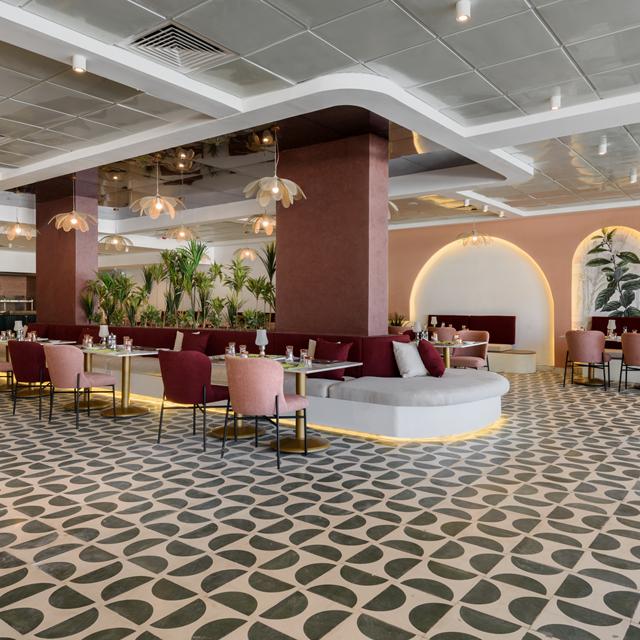 Lees alles over een vakantie naar Hotel FLOW Spectrum in Sahl Hasheesh voor 2027.