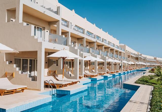 Lees alles over een vakantie naar Hotel Diamond Beach by Pearl Resorts in Stad Marsa Alam voor 2027.