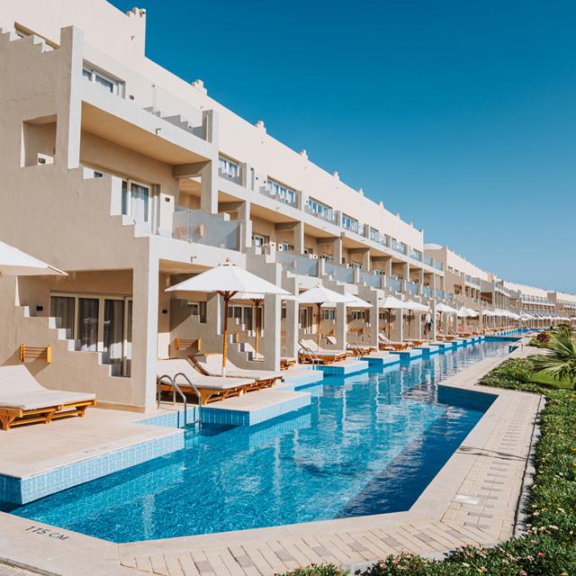 Lees alles over een vakantie naar Hotel Diamond Beach by Pearl Resorts in Stad Marsa Alam voor 2027.