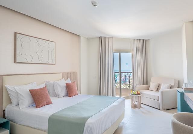 Lees alles over een vakantie naar Hotel Sunrise Azalea Aqua Park Resort in Hurghada voor 2027.